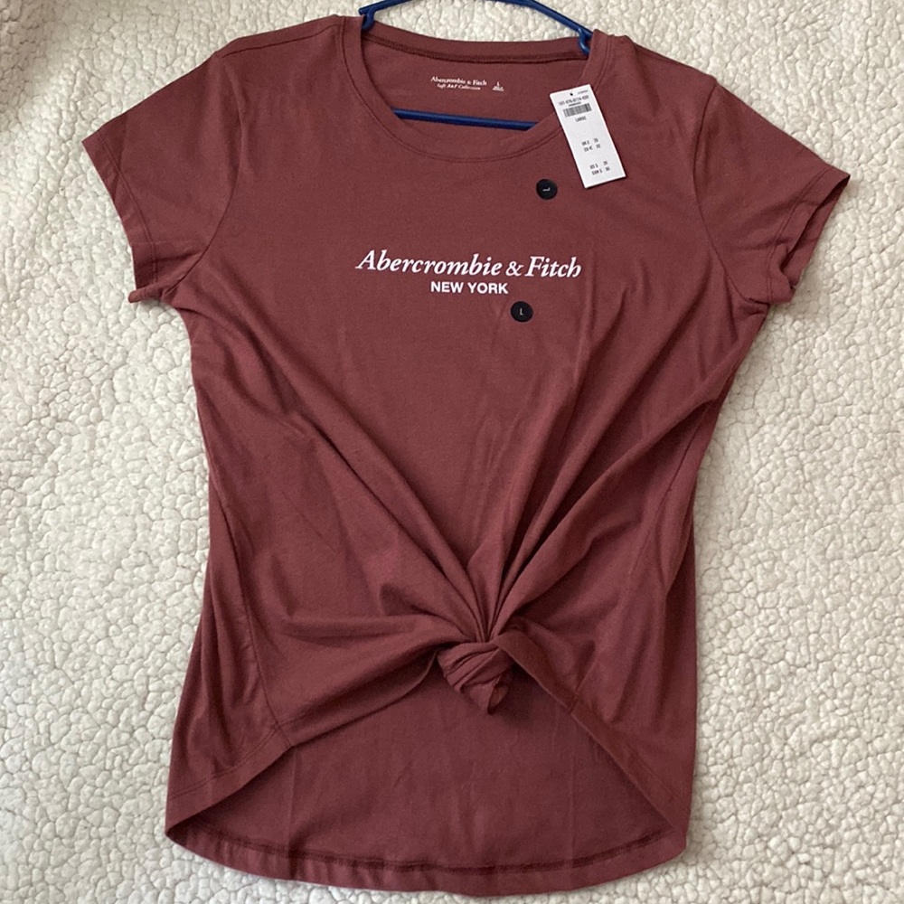 Abercrombie Soft A&F Collection. Size L. Deep mauve.